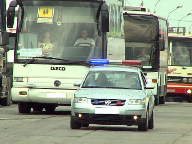 Как организуется перевозка колонной автобусов